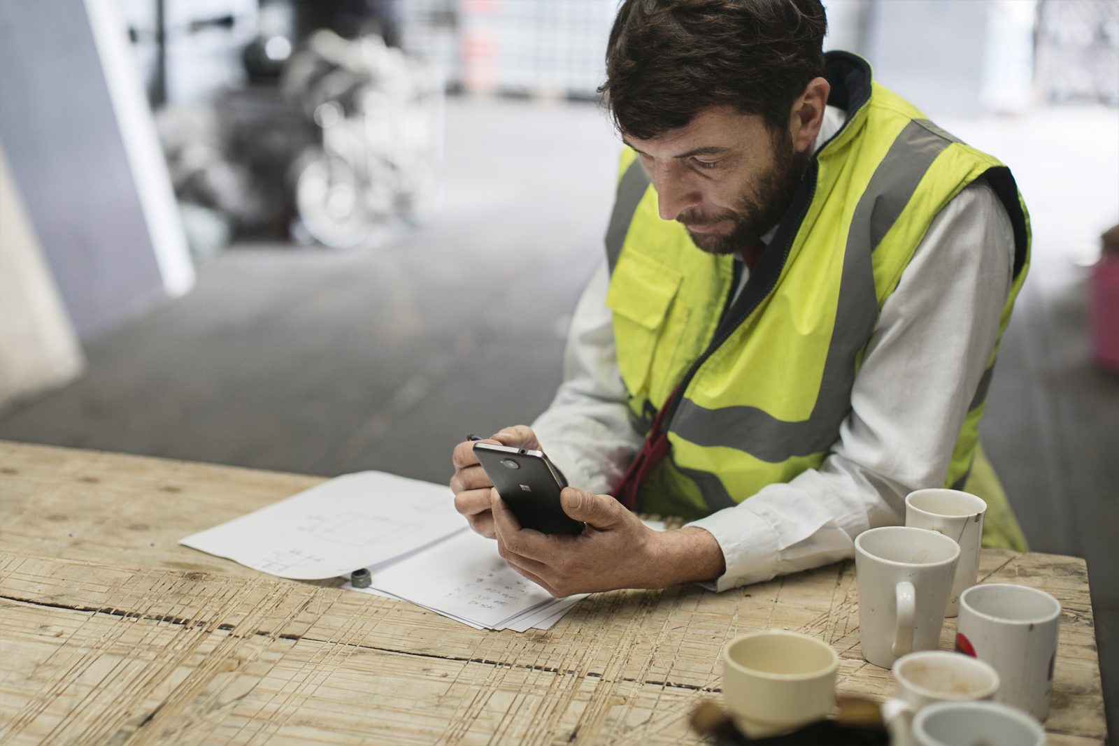 Man using Microsoft Lumia phone